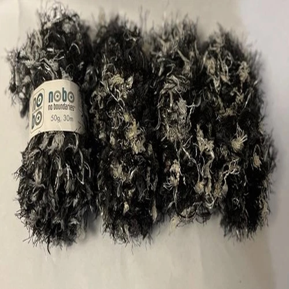nobo-no-boundaries-yarn-2-skeins-plus-more-stella-29-black-white