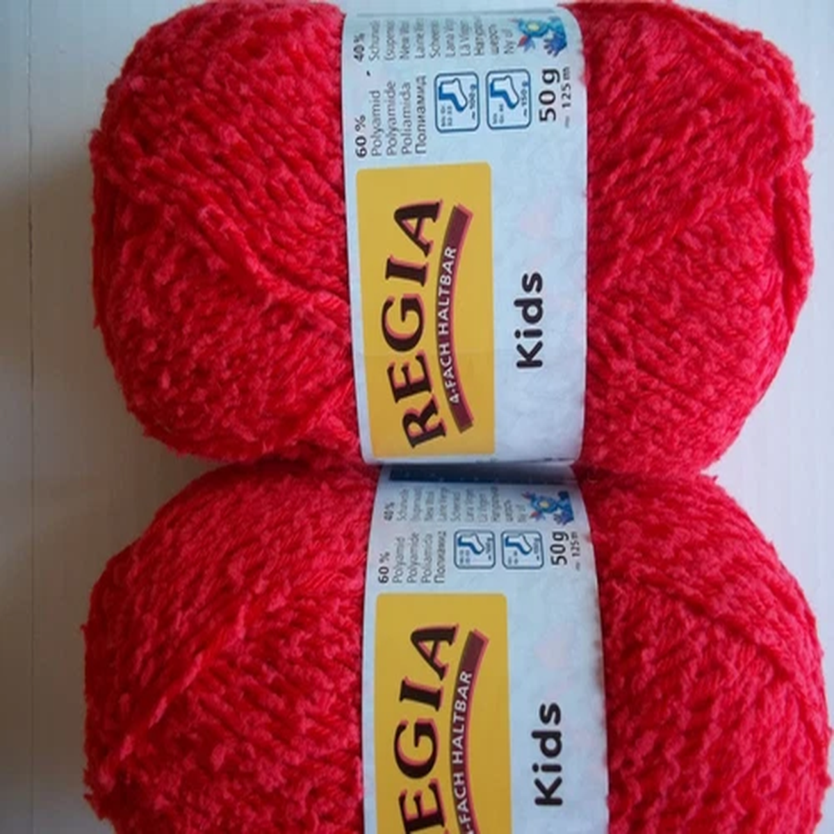 regia-kids-soft-superwash-wool-blend-yarn-red-lot-of-2-137-yds-each
