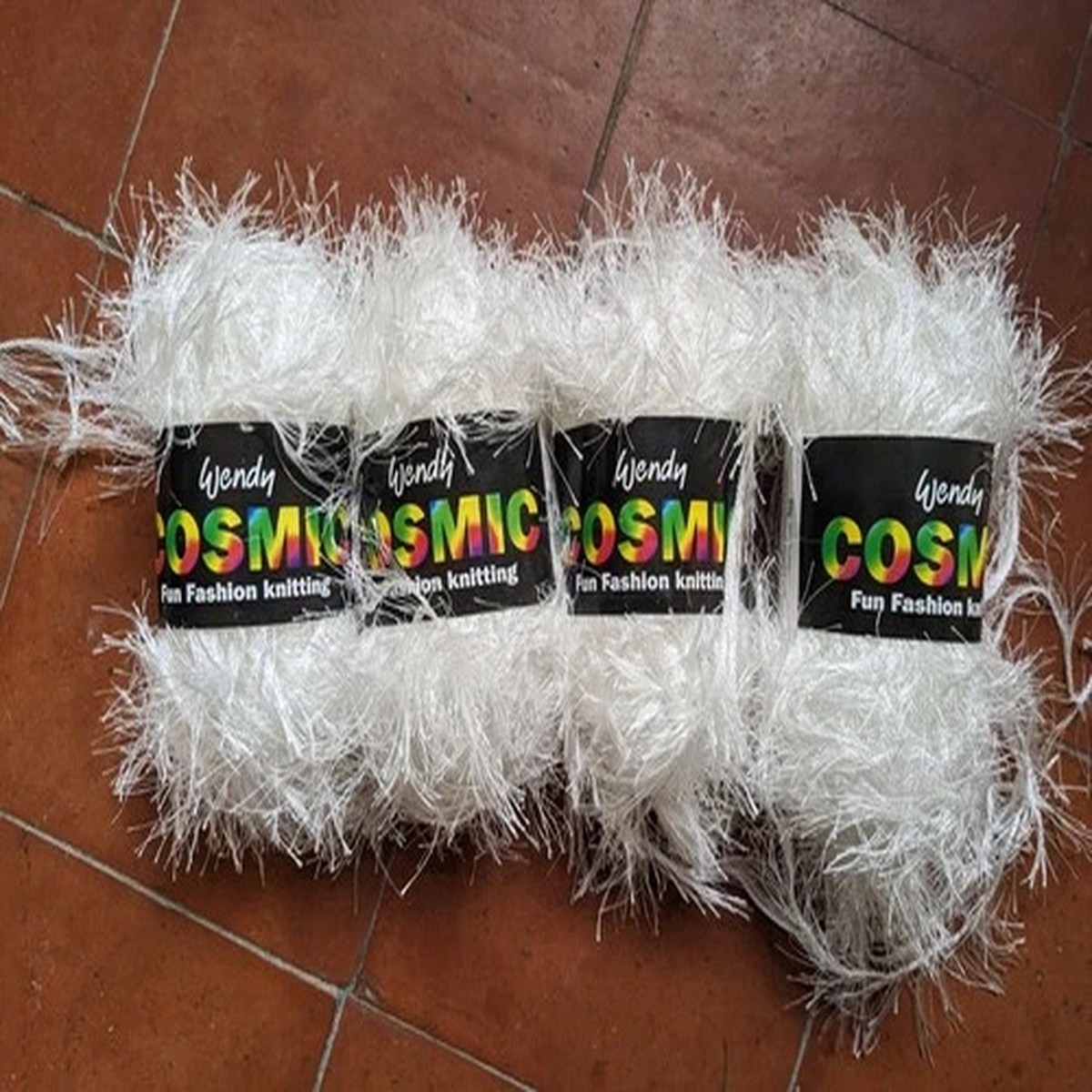 200g-wendy-cosmic-2317-white-knitting-wool-yarn-aran-4-5mm-eyelash