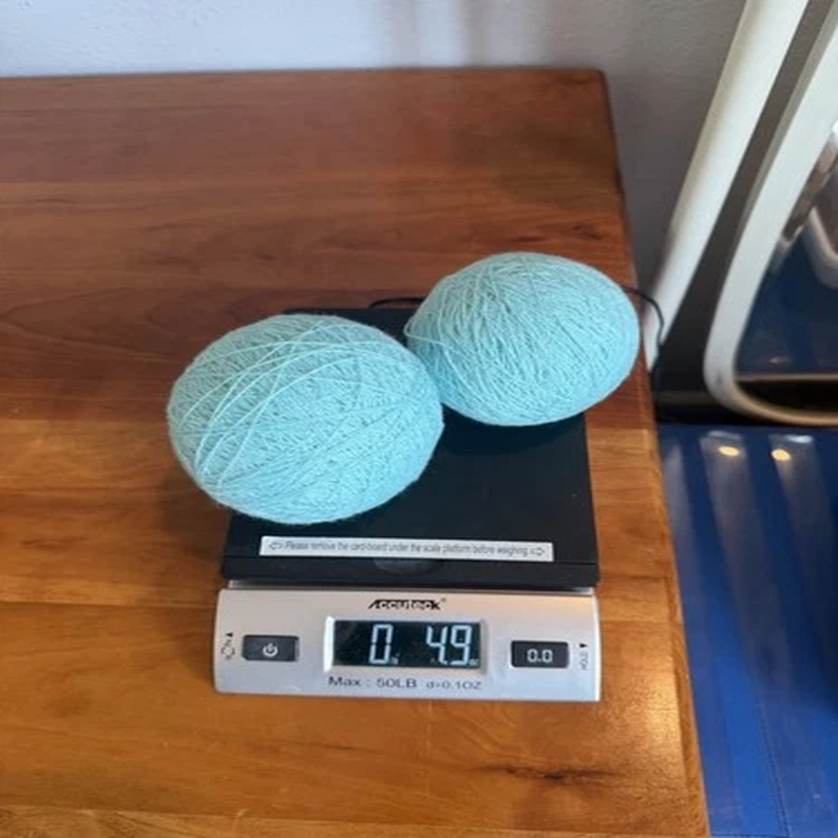 2-skeins-light-blue-aqua-100-cashmere-yarn-exceptional-lovely-mint-new-4-9-oz