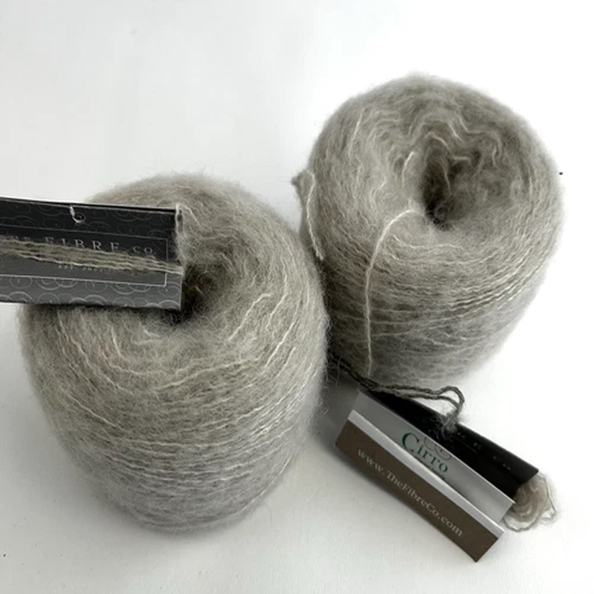 lot-2-balls-the-fibre-co-yarn-seraphic-cir20-light-gray-new-alpaca-cotton-wool