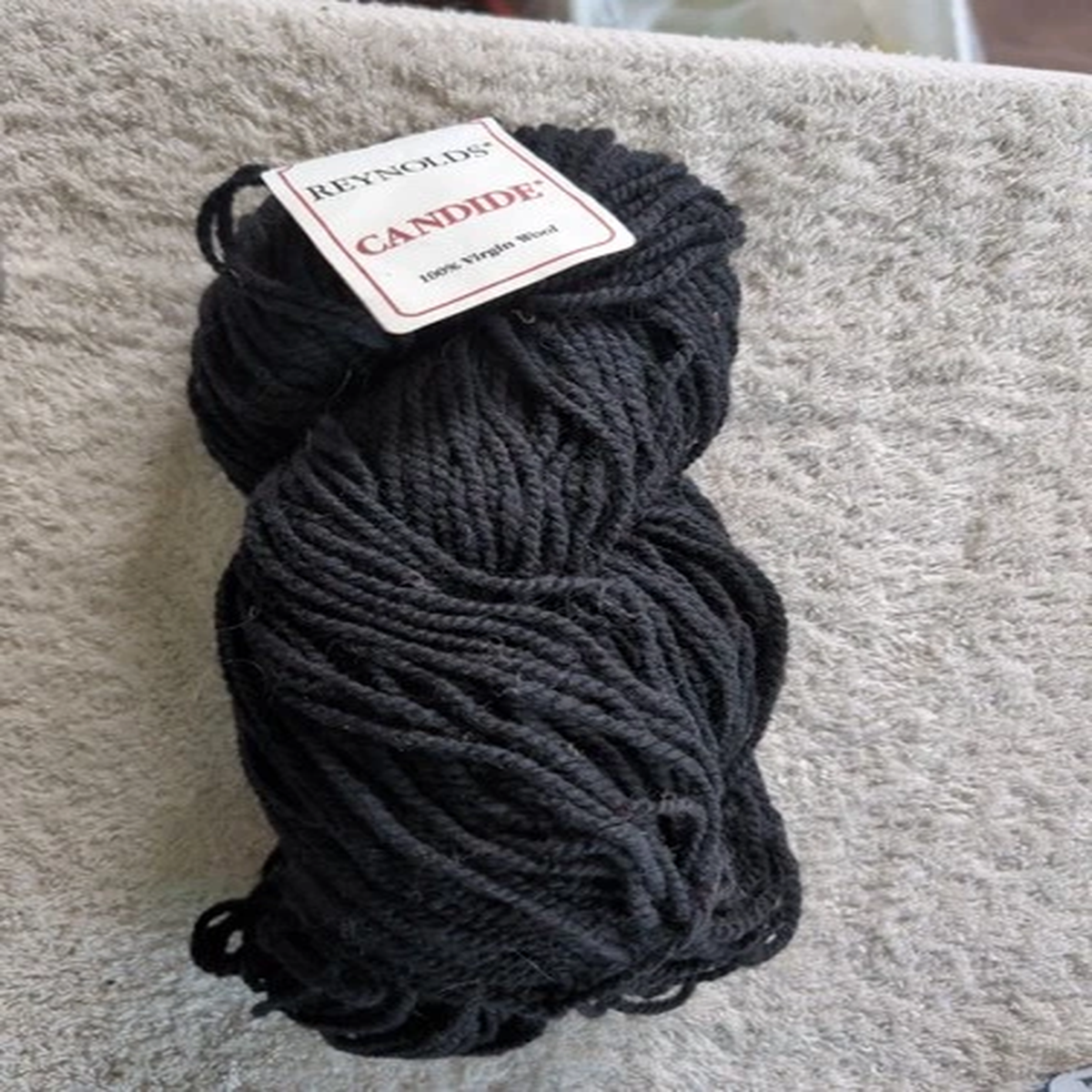 reynolds-candide-yarns-heavy-weight-100-wool-yarn-color-50-black