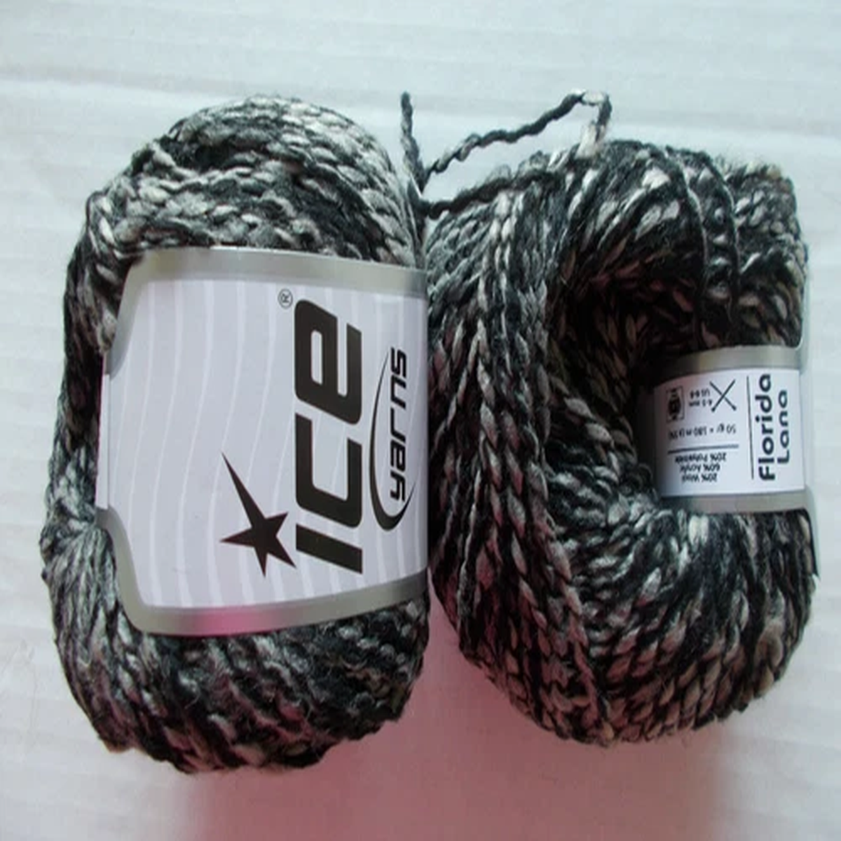 florida-lana-wool-blend-boucle-by-ice-yarns-black-grey-lot-of-2-198-yds-ea