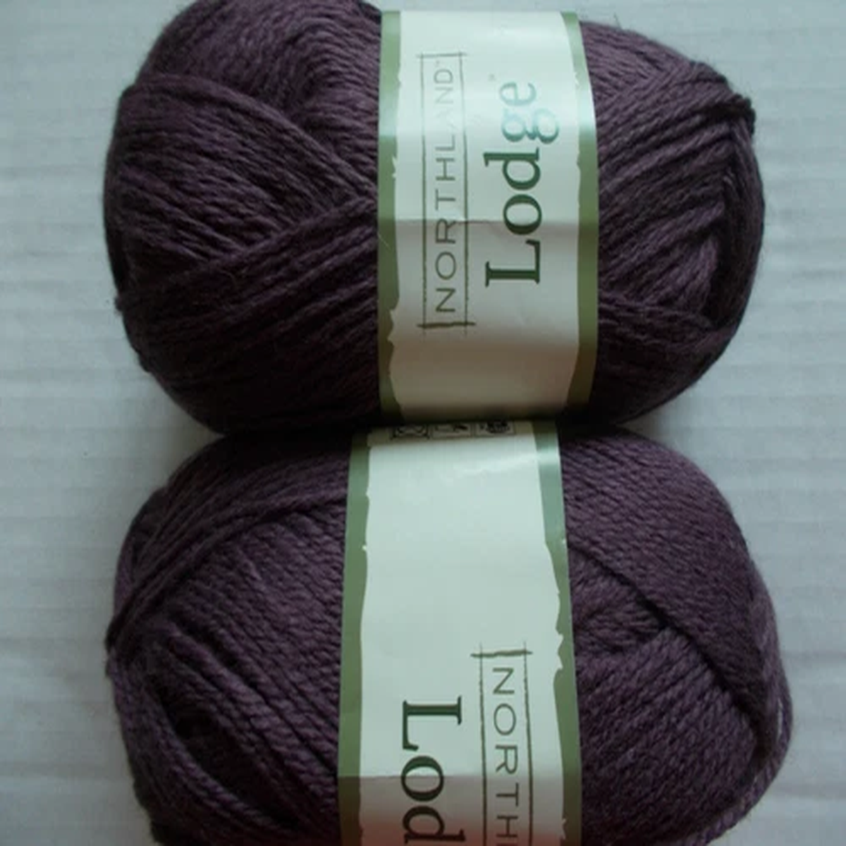 northland-lodge-wool-blend-yarn-regal-plum-tone-lot-of-2-228-yds-each