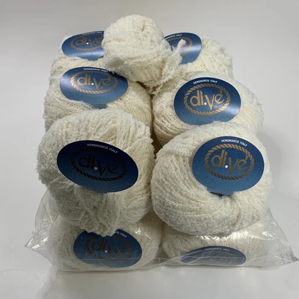 italian-yarn-wool-blend-marmotta-off-white-yarn-16-skeins-discontinued-50-grams