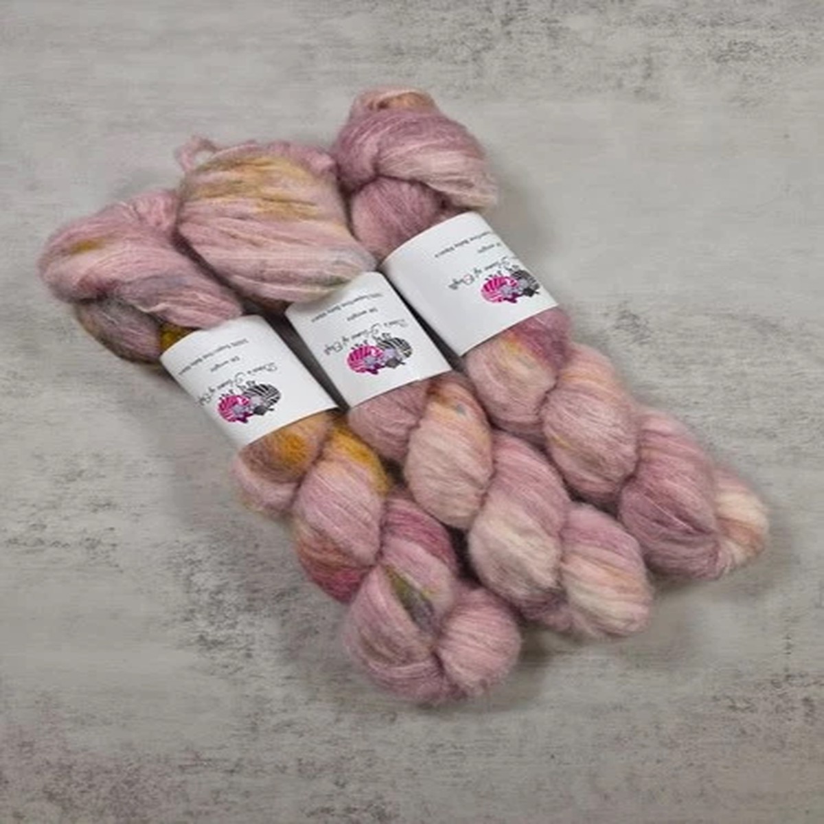 superfine-baby-alpaca-yarn-dk-weight-50-g-bouquet