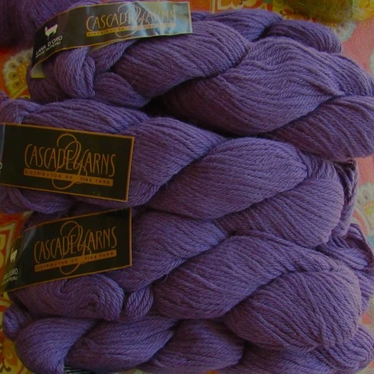 10-hank-110-yd-ea-lot-cascade-lana-d-oro-superfine-alpaca-wool-blend-yarn-purple