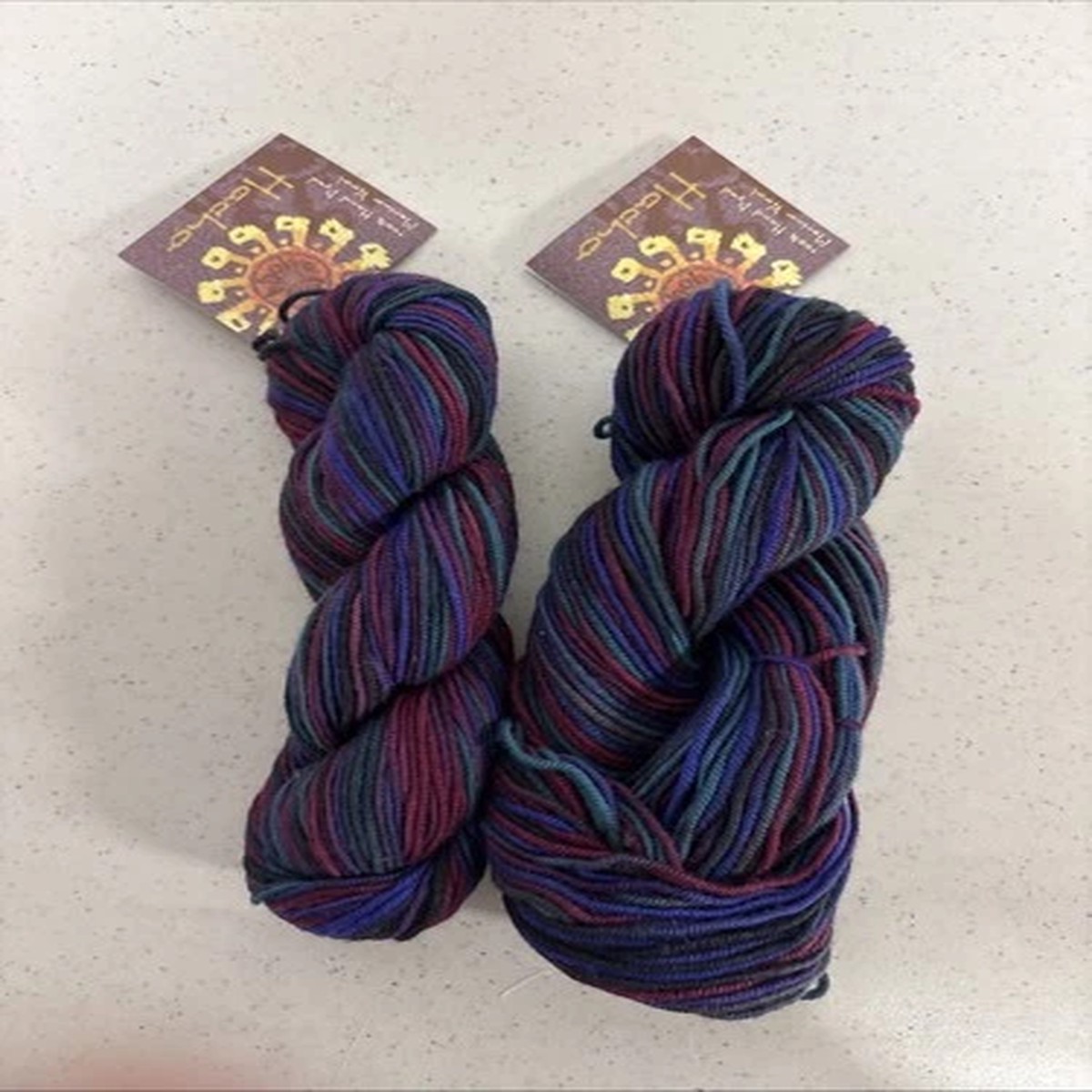 hacho-hand-dyed-merino-wool-301-verde-ripple-spun-in-peru-2-skeins