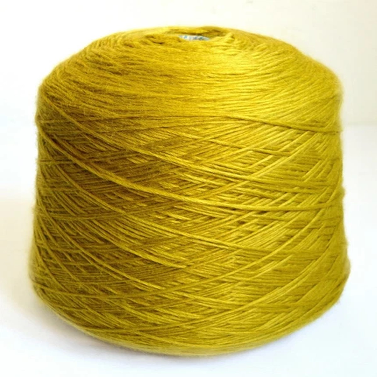 italian-merino-wool-yarns-3-7-lb-1670-grams-cone