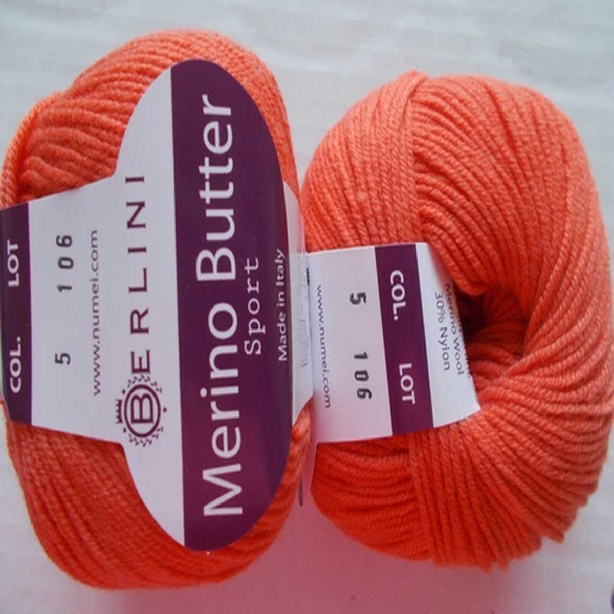 berlini-merino-butter-sport-wool-blend-yarn-cherry-tomato-lot-of-2-190-yds-ea