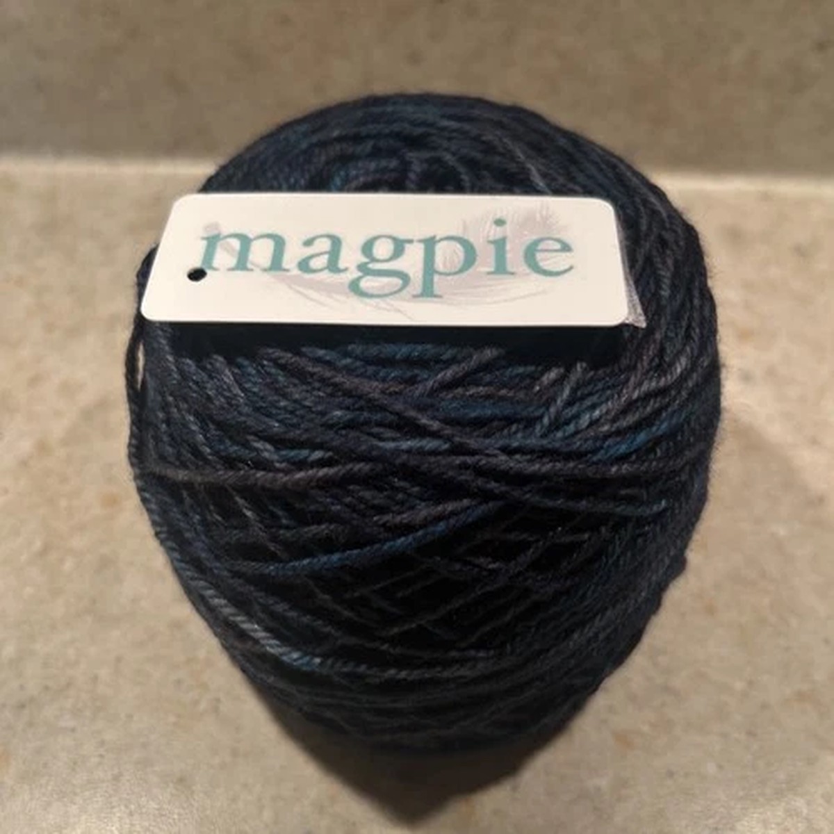 magpie-swanky-dk-color-empty-night-115-grams-215-yards