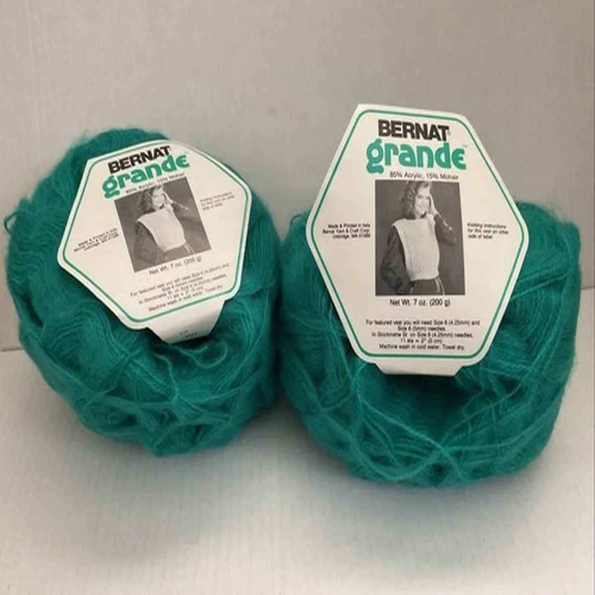 bernat-grande-vintage-85-acrylic-15-mohair-yarn-lot-of-2
