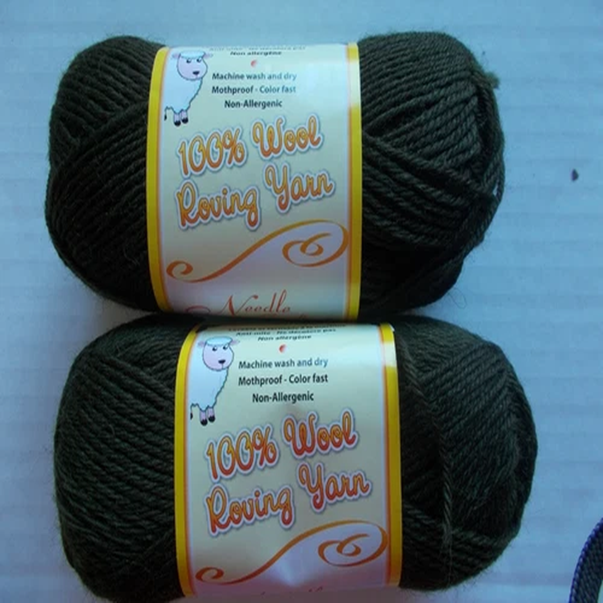 needle-crafters-100-wool-roving-yarn-chocolate-lot-of-2