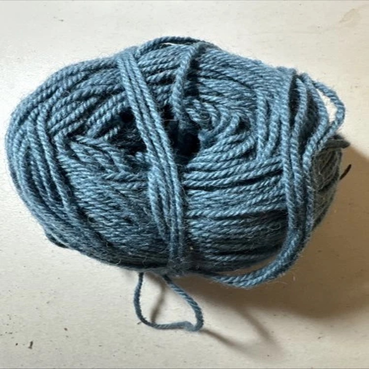 yarn-100-wool-one-cake