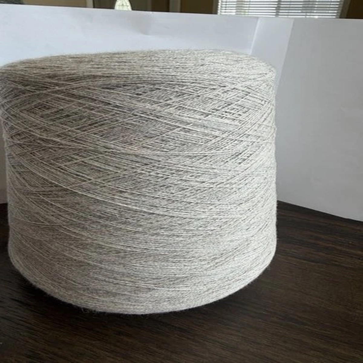 100-cashmere-yarn-from-italy-1110g-on-cone-lace-weight