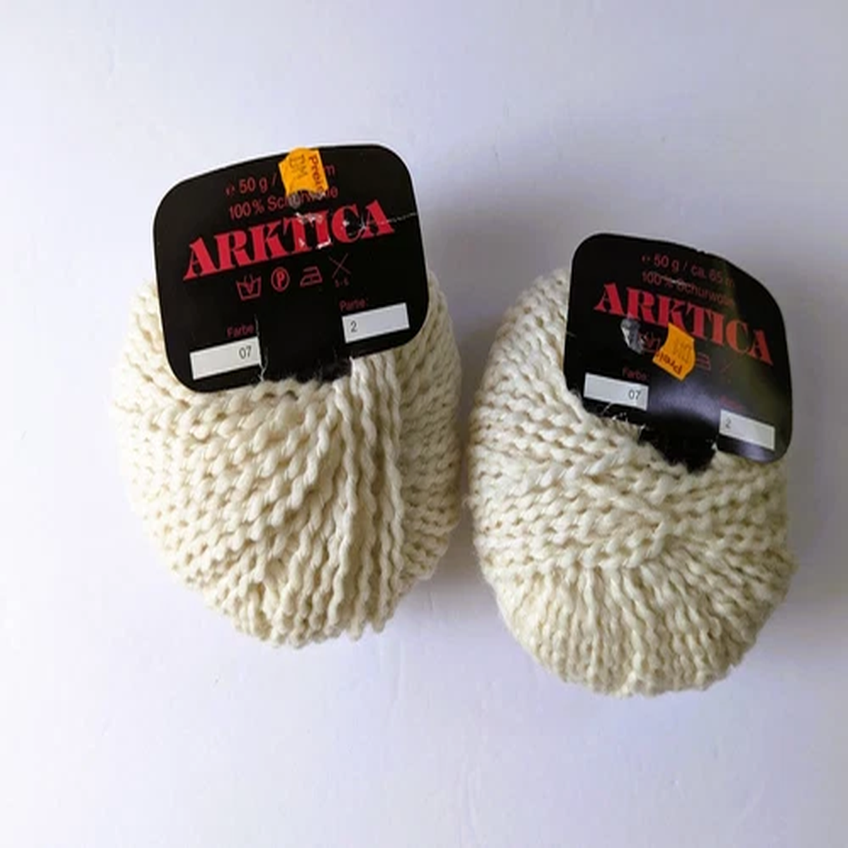 2-skeins-vintage-german-arkitca-100-cream-beige-schurwolle-yarn-50gms-65-meters