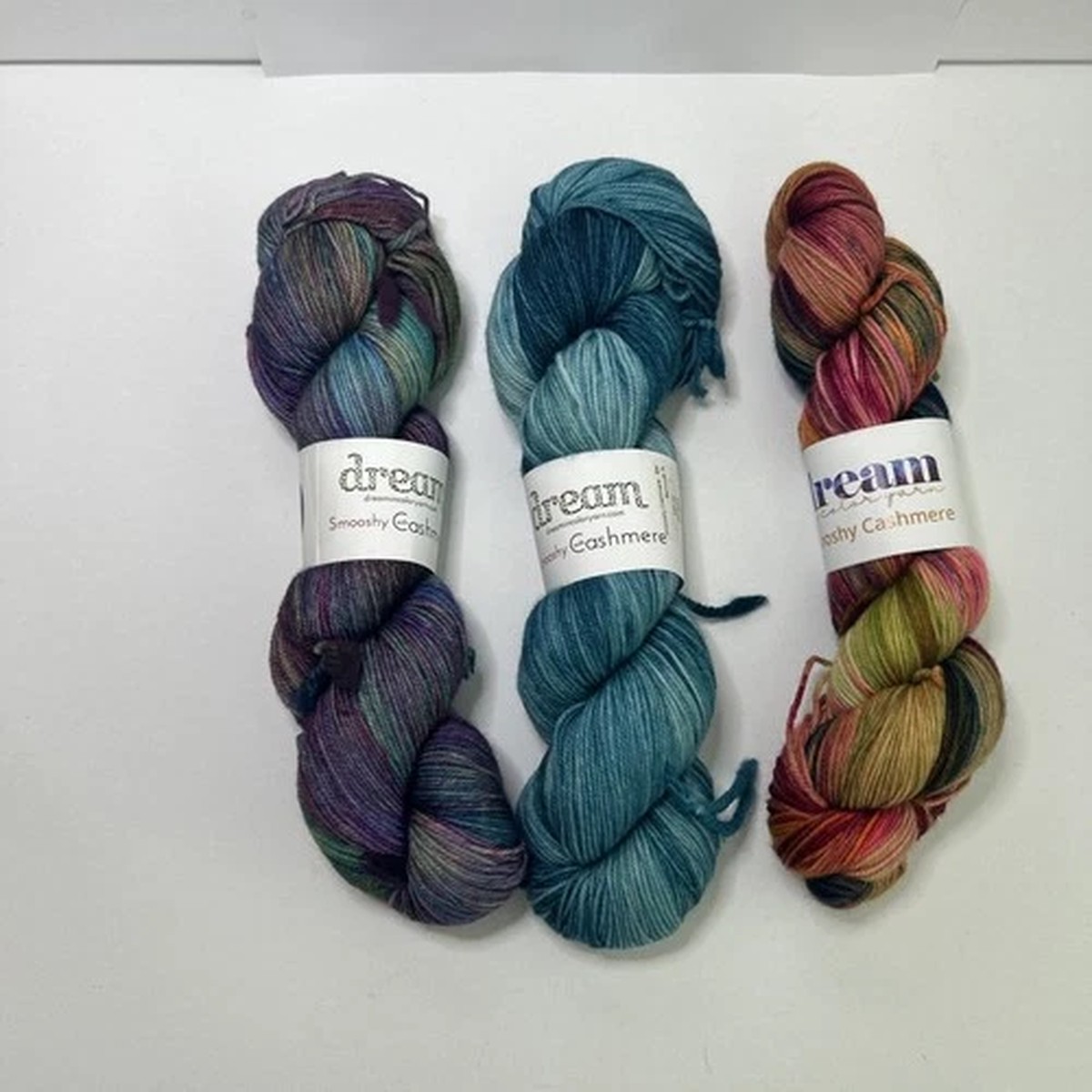 dream-smooshy-cashmere-yarn-superwash-merino-cashmere-nylon-3-hanks-lc