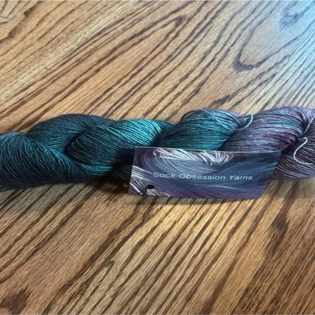 sock-obsession-yarn-fingering-variegated-superwash-merino-wool-silk-teal-dorothy