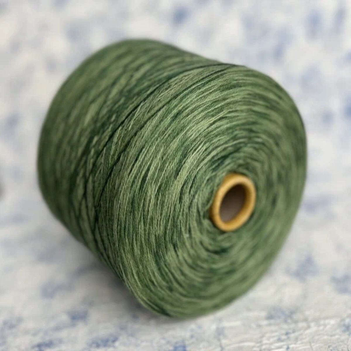 cashmere-merino-97-3-fine-yarn-on-cone-600m-100g-656yrd-3-52oz-per-100g