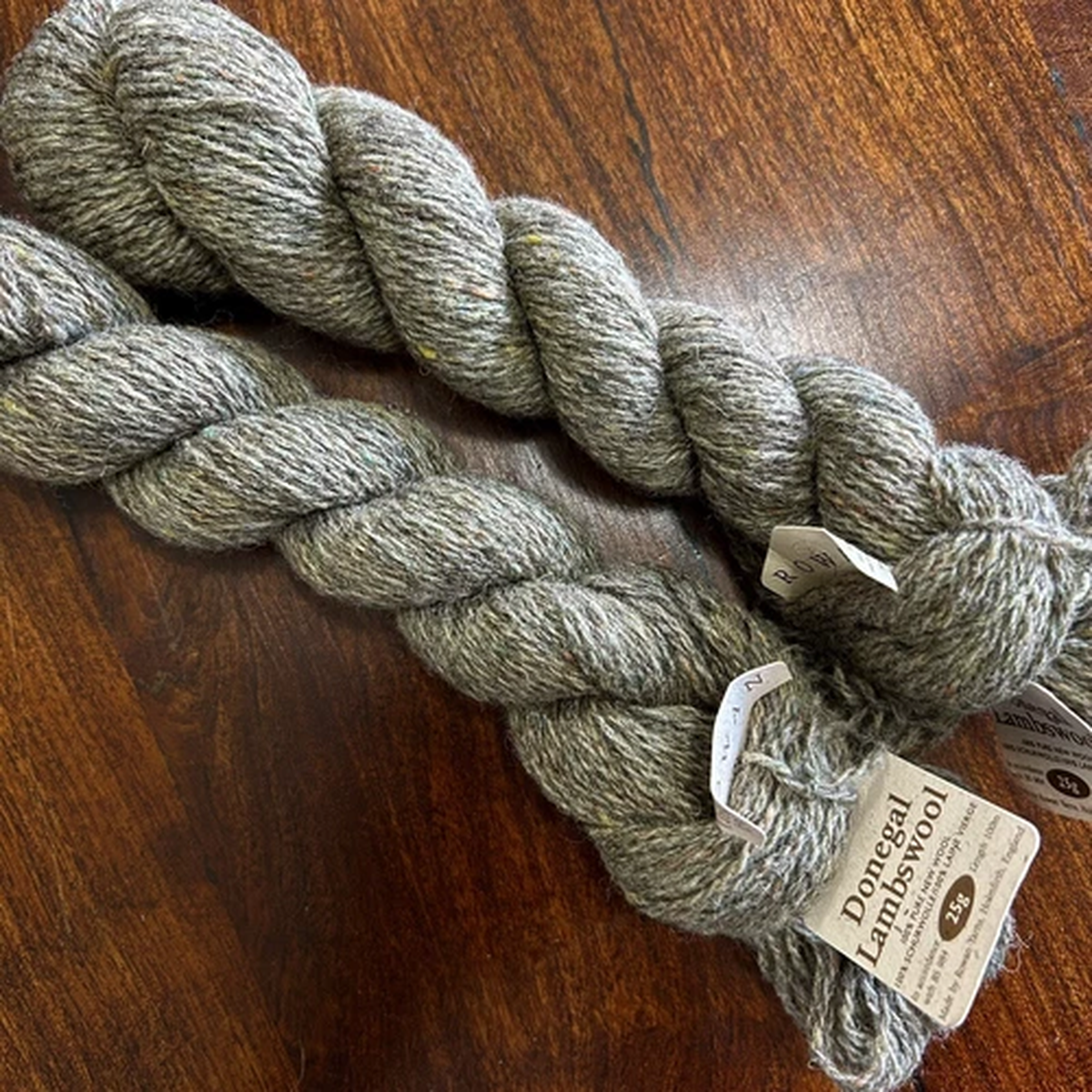donegal-lambswool-sedge-olive-yarn-sh-471