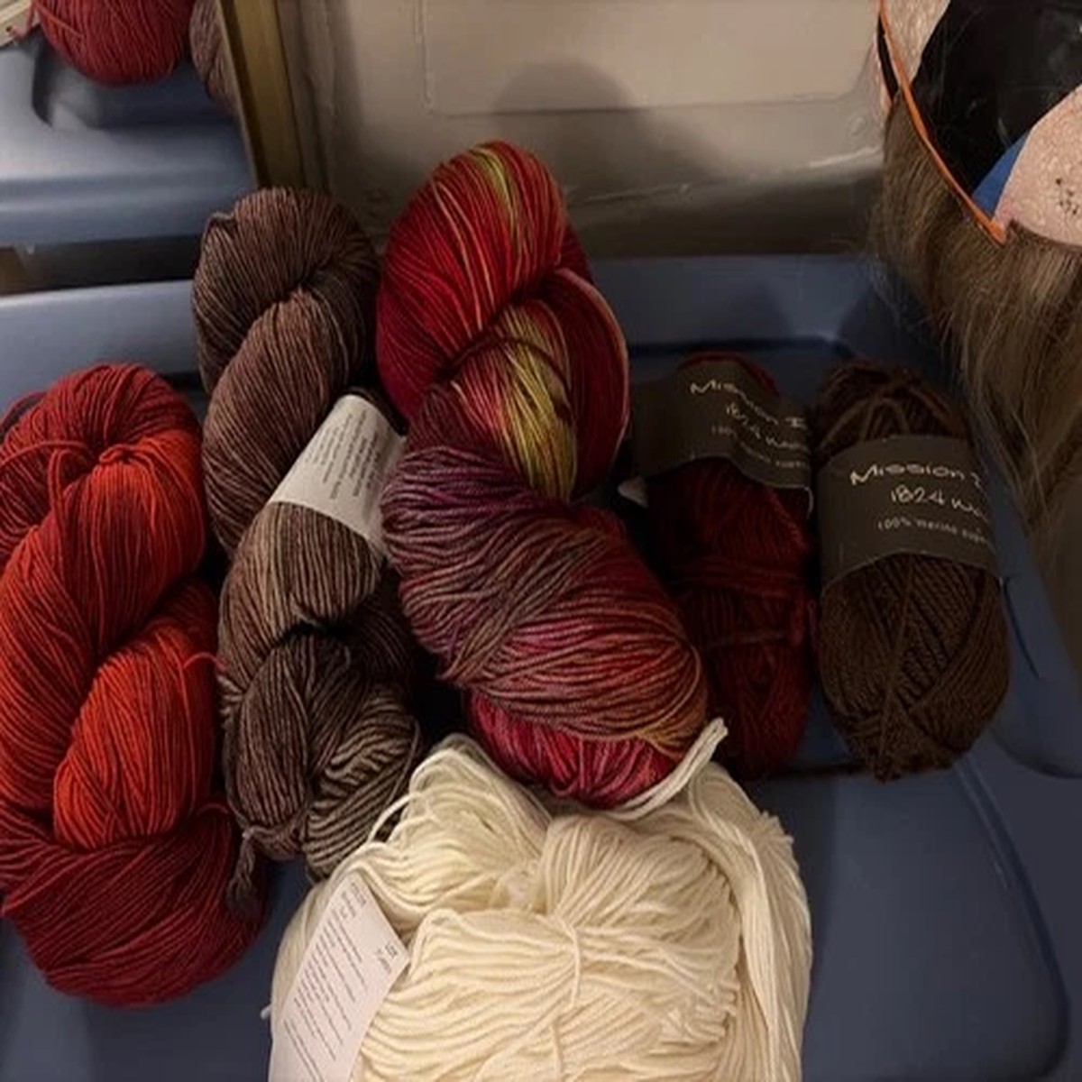 hand-painted-merino-wool-skeins-superwash-merino