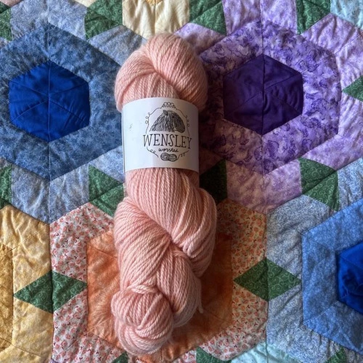 la-bien-aime-wensley-worsted-colorway-peach-sweater-100gms-250yds