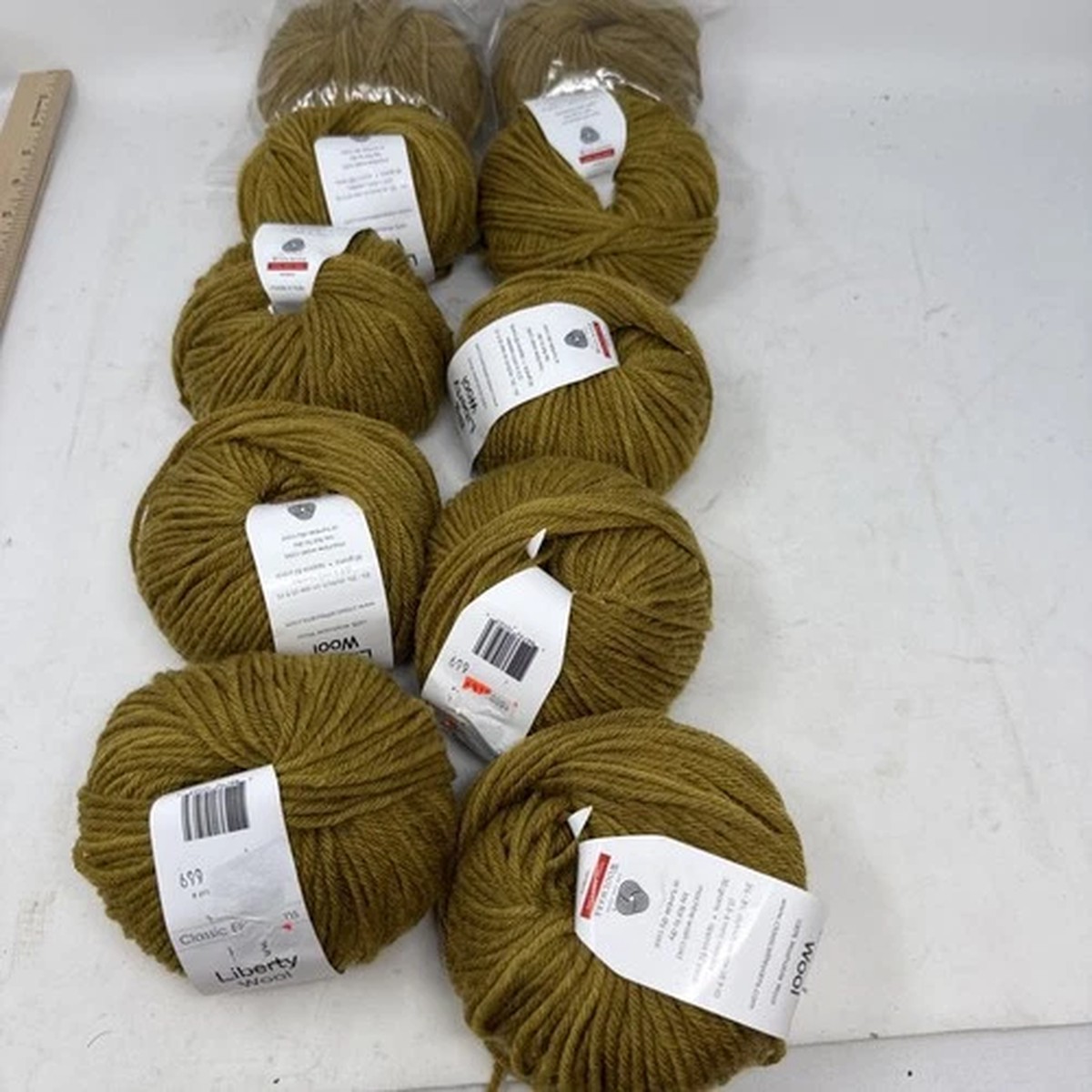 lot-of-10-matched-balls-classic-elite-big-liberty-wool-brown-50-gram-balls-1050