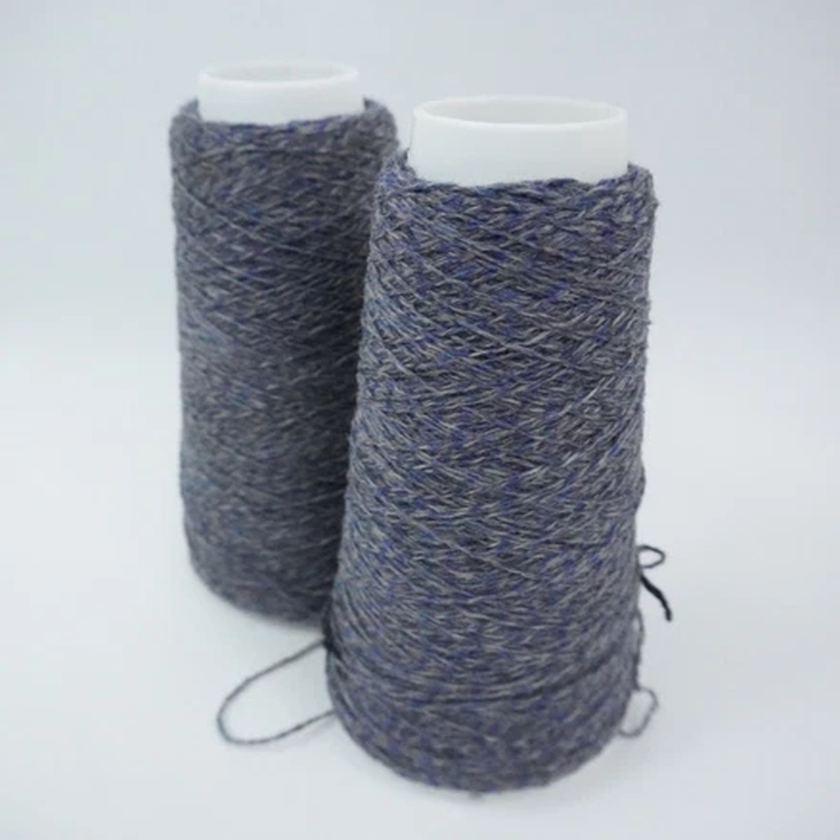 todd-duncan-lamaine-geelong-lambswool-knitting-yarn-selvedge-elk