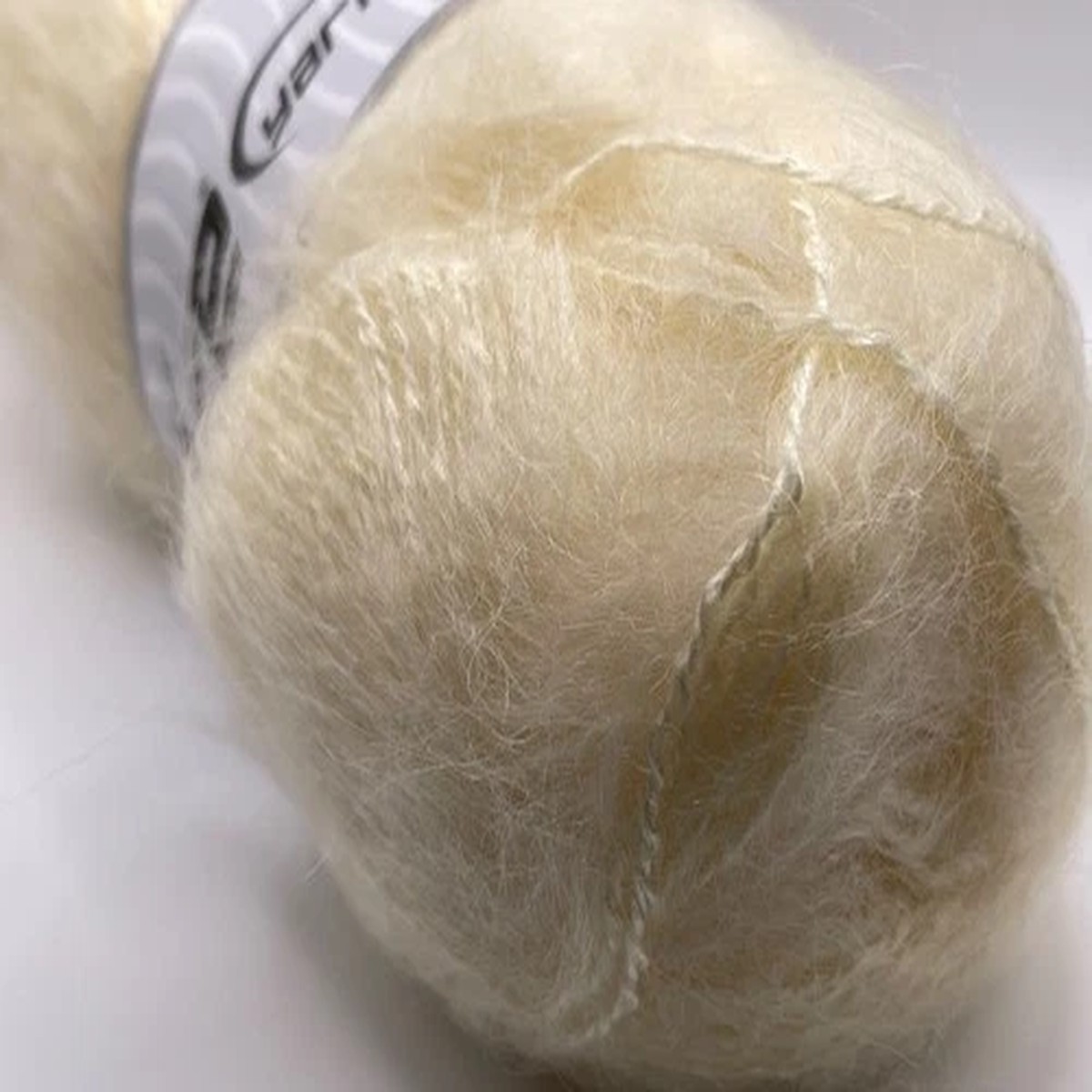 cream-mohair-classic-77443-ice-yarns-bulky-weight-100gr-218yds