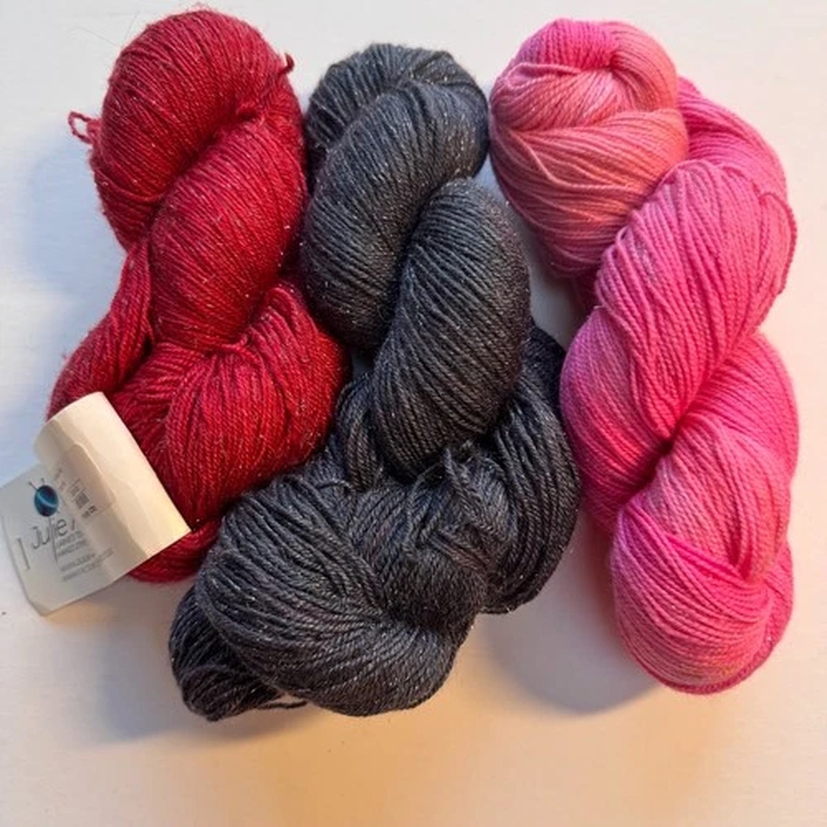 julie-asselin-stella-yarn-3-skeins-red-black-pink-400yds-ea-merino