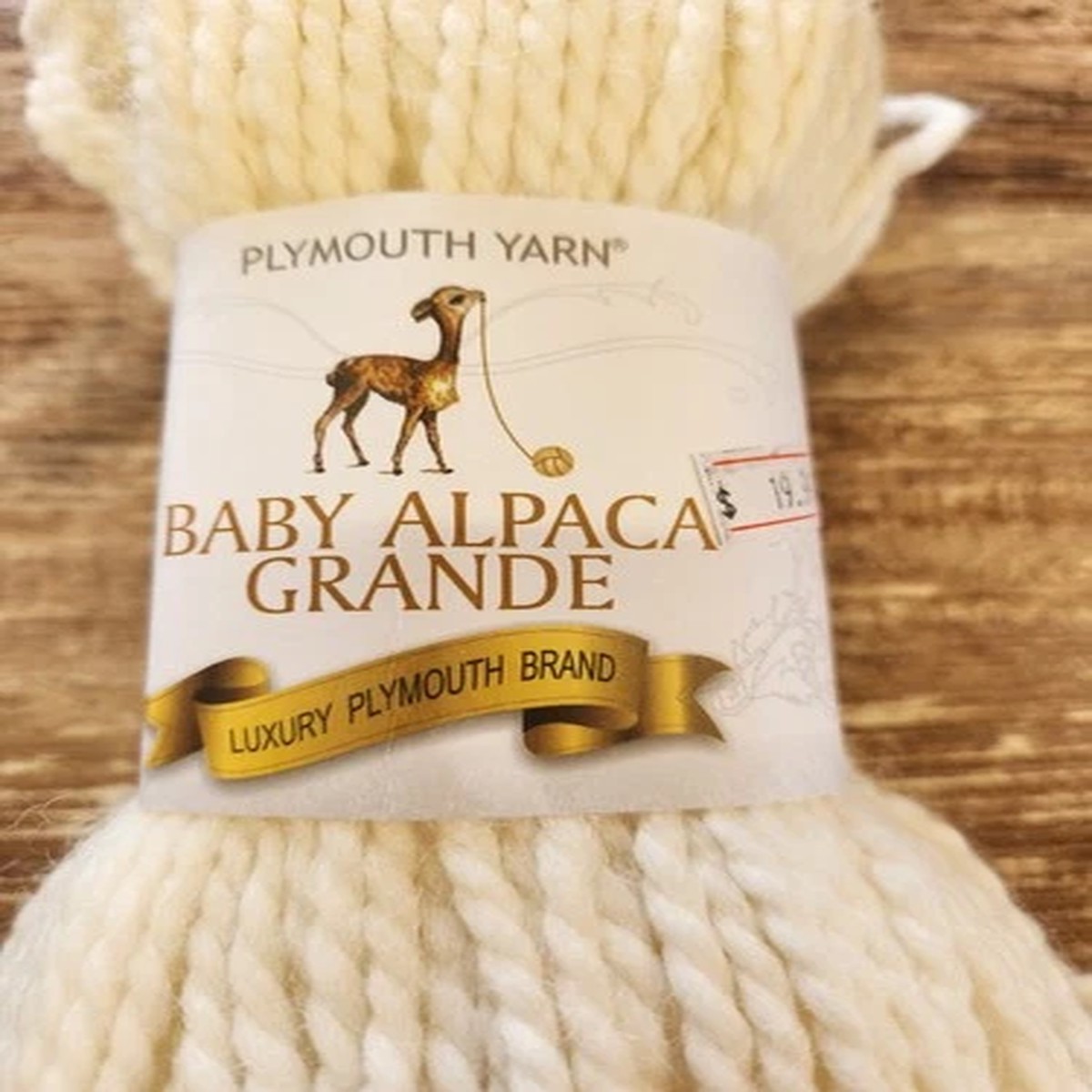 alpaca-yarn-baby-alpaca-grande-plymouth-yarn-bulky-yarn-aran