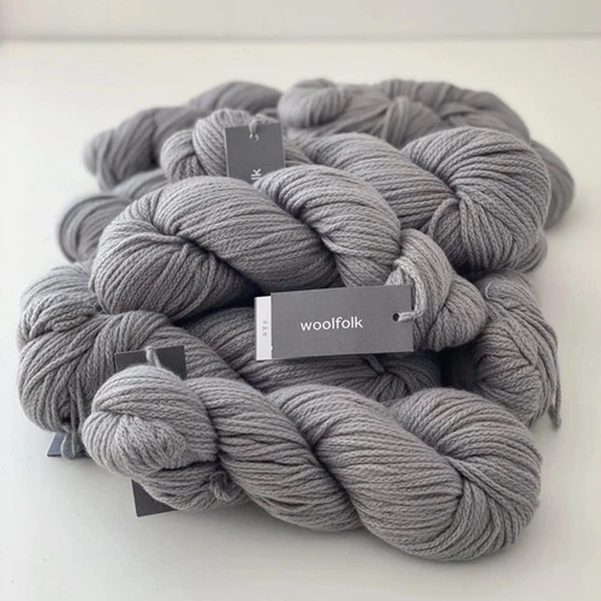 woolfolk-far-100-merino-wool-color-24-lot-of-10-skeins