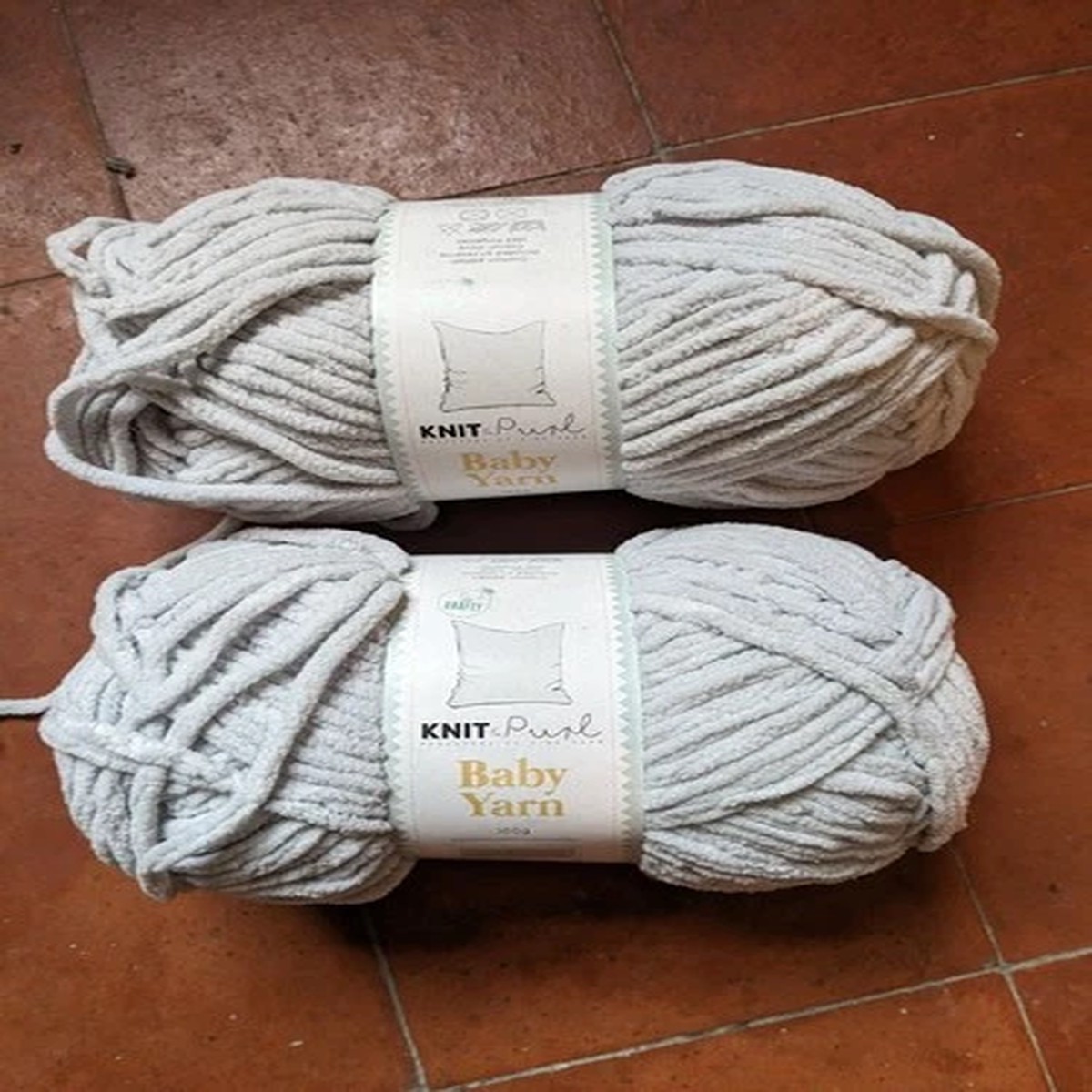 200g-knit-purl-baby-yarn-light-grey-chenille-knitting-wool-8mm-chunky