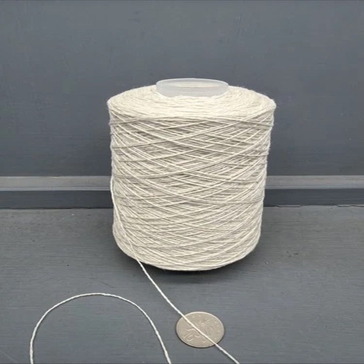 200g-2-14nm-100-geelong-lambswool-lamaine-by-t-d-dirty-cream-3-ply-silvermist