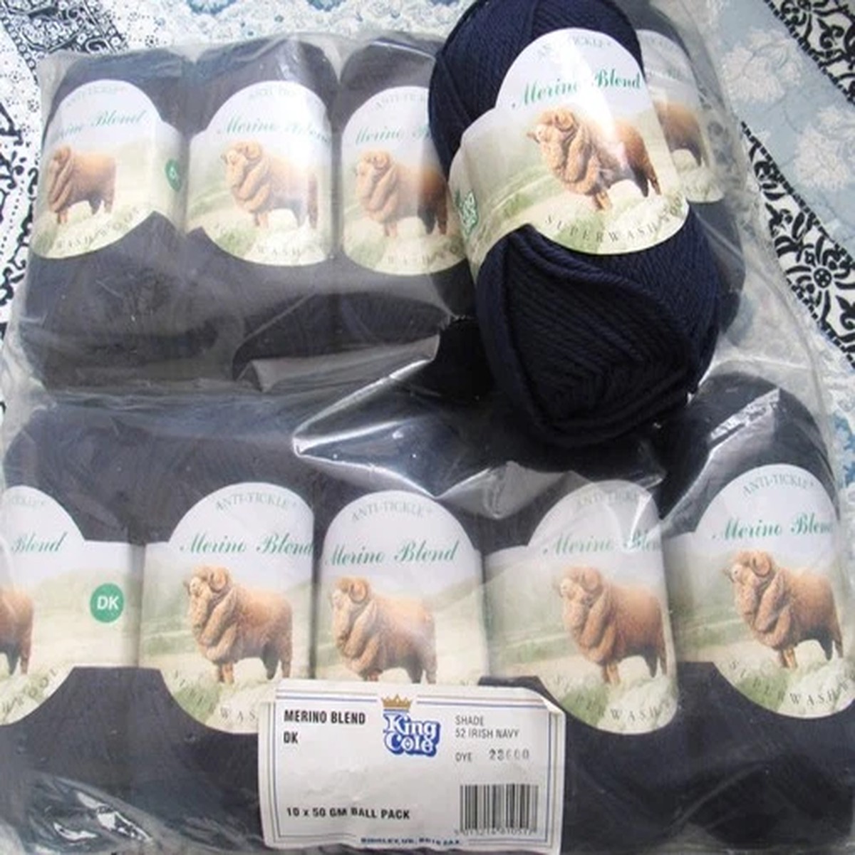 10-skein-lot-123-yd-ea-king-cole-anti-tickle-merino-blend-dk-wool-yarn-52-navy