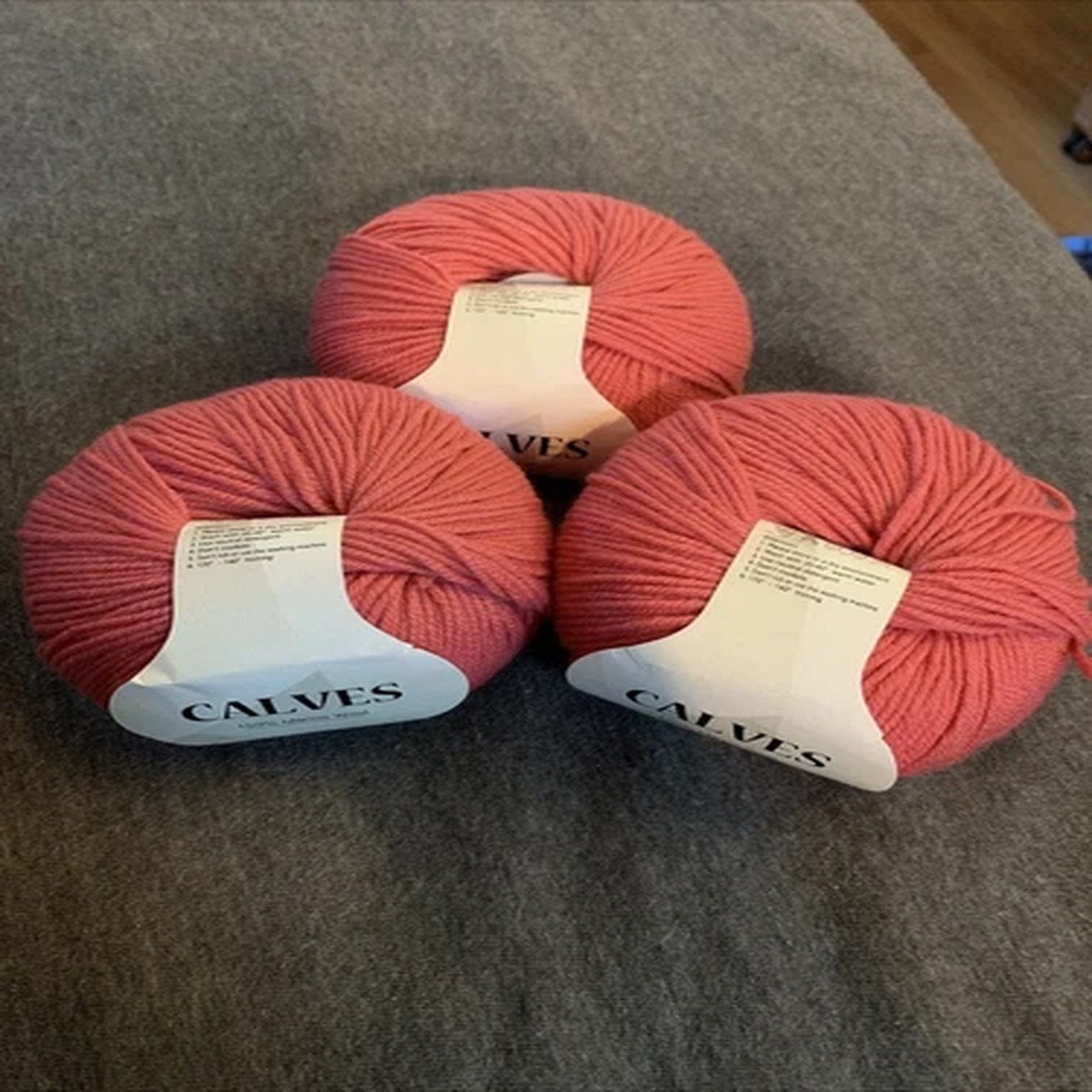 calves-100-merino-wool-yarn-50g-super-soft-lot-of-3-color-1206-lot-5105