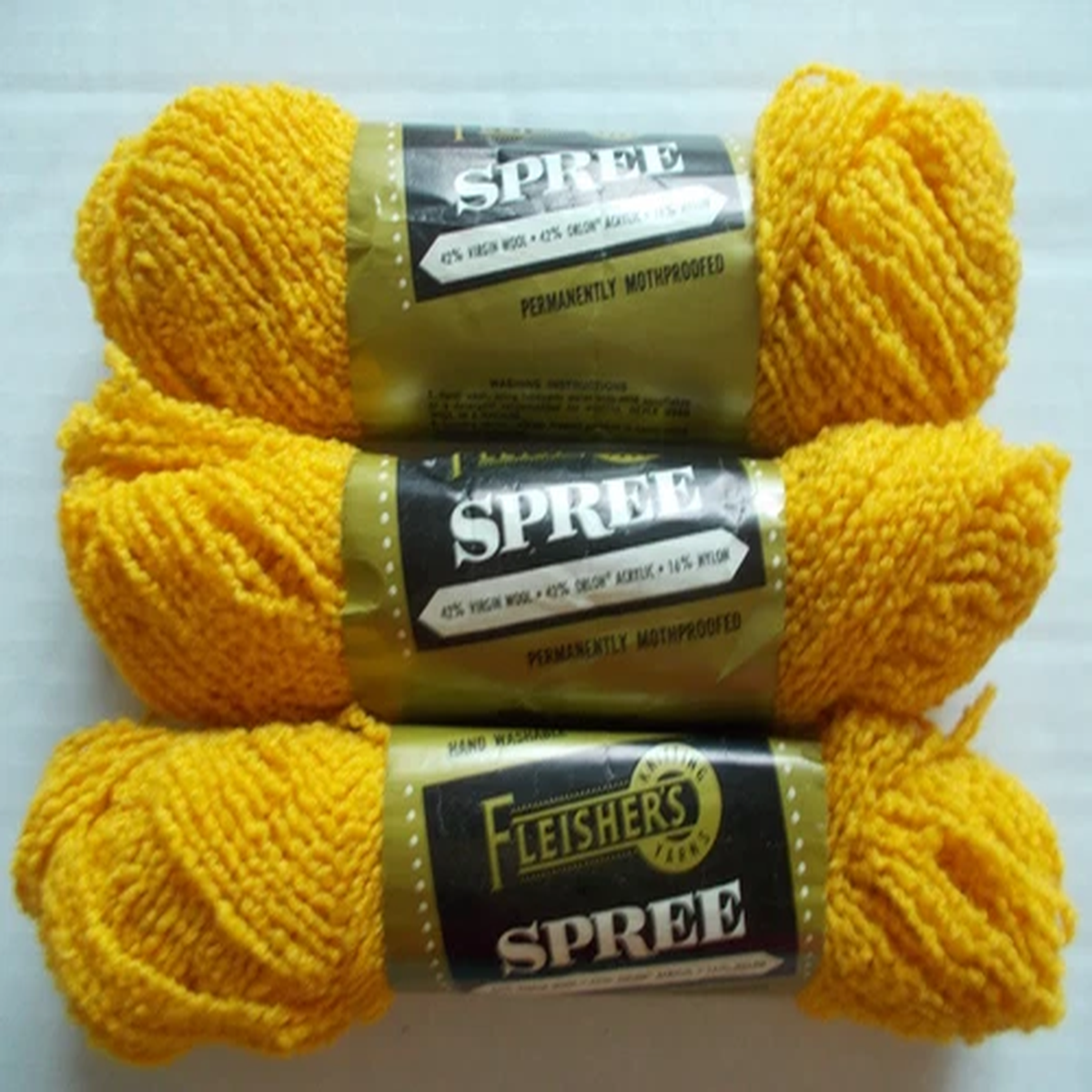 fleishers-spree-wool-blend-yarn-gold-lot-of-3-1-oz-each