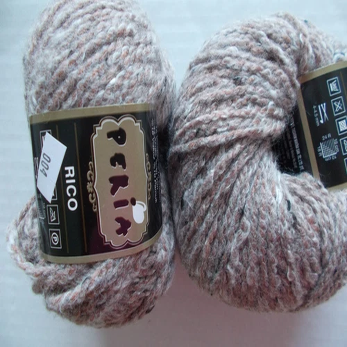 peria-rico-wool-blend-luxury-yarn-taupe-tweed-lot-of-2-132-yds-each