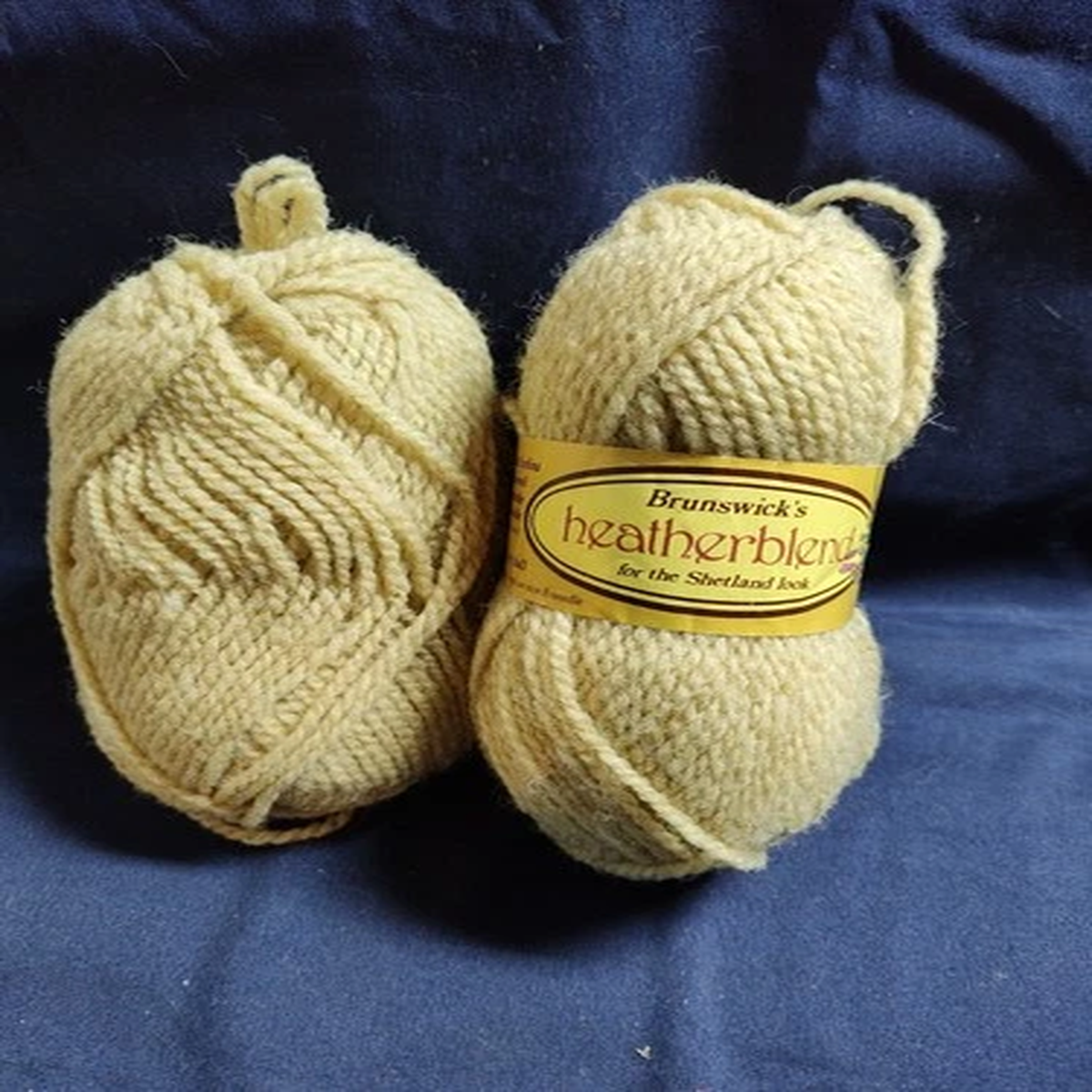 vtg-brunswick-heatherblend-yarn-wheat-heather-2539-1-full-skein-1-partial