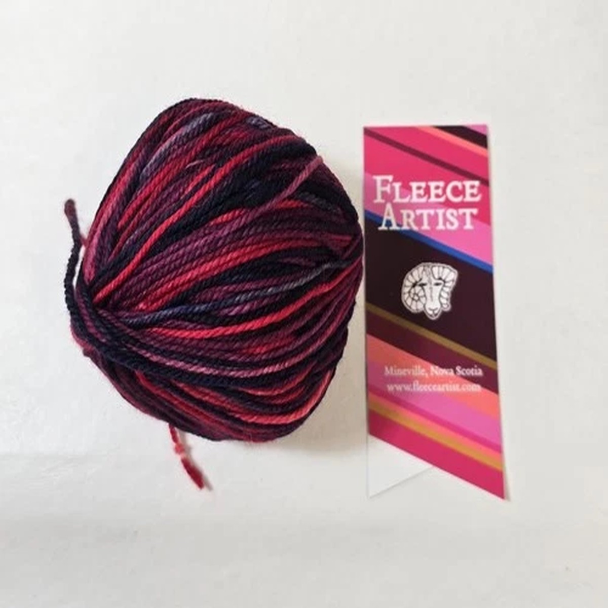 blackberry-fleece-artist-hand-dyed-100-merino-50g-125meters-nova-scotia