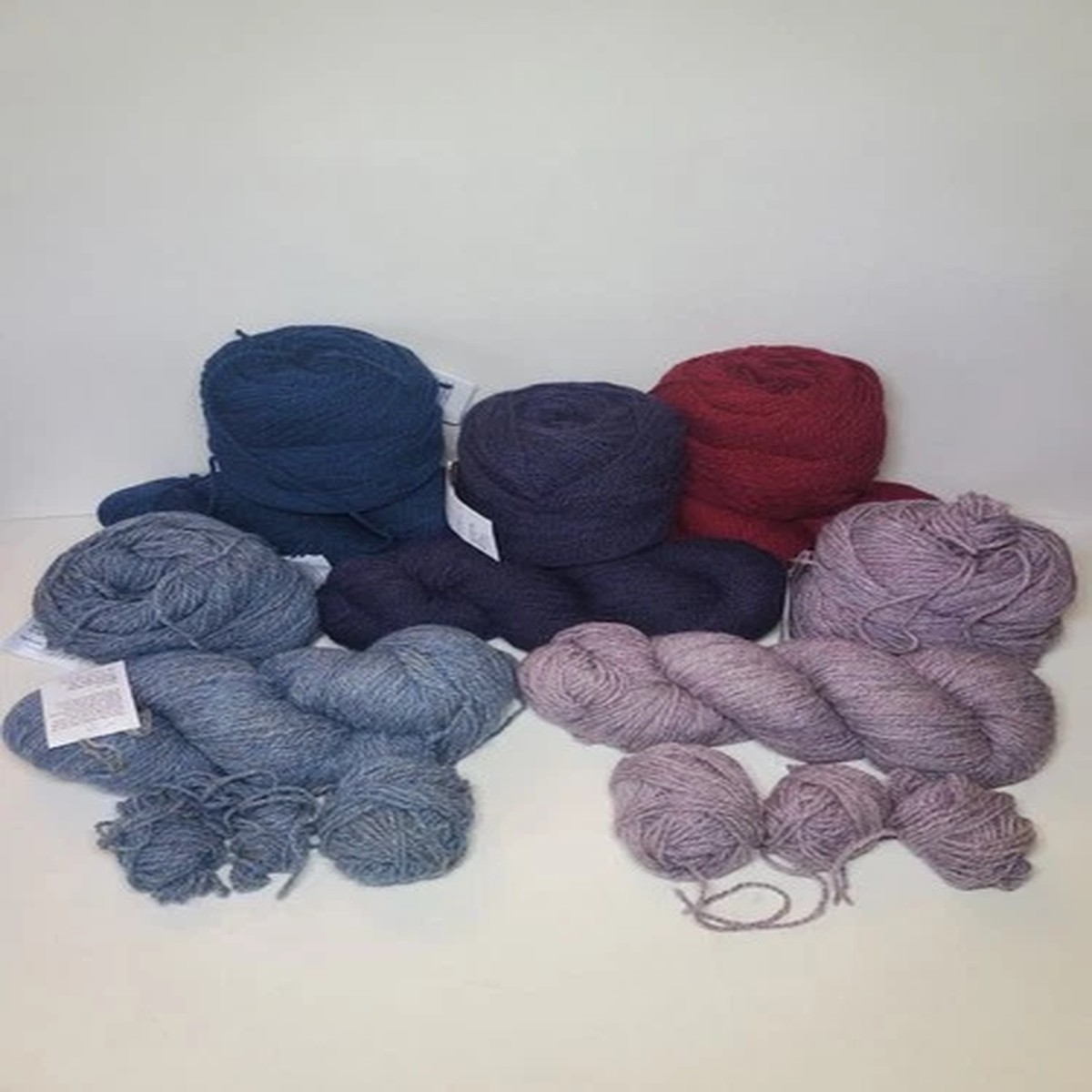 blackberry-ridge-mohair-wool-yarn-lot-medium-weight-four-skeins-five-ball