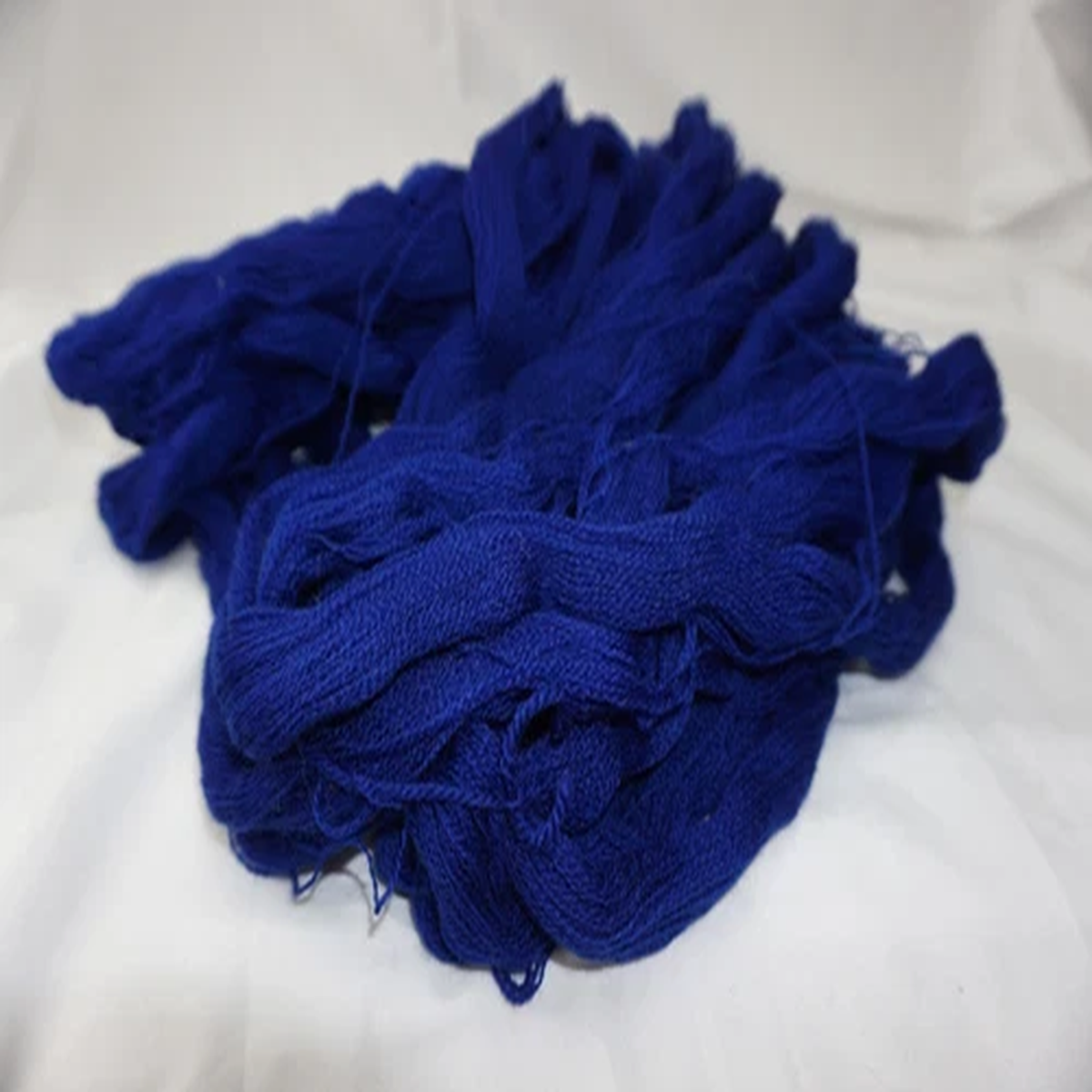 tapestery-wool-yarn-lot-14-lot-of-royal-blue-230g