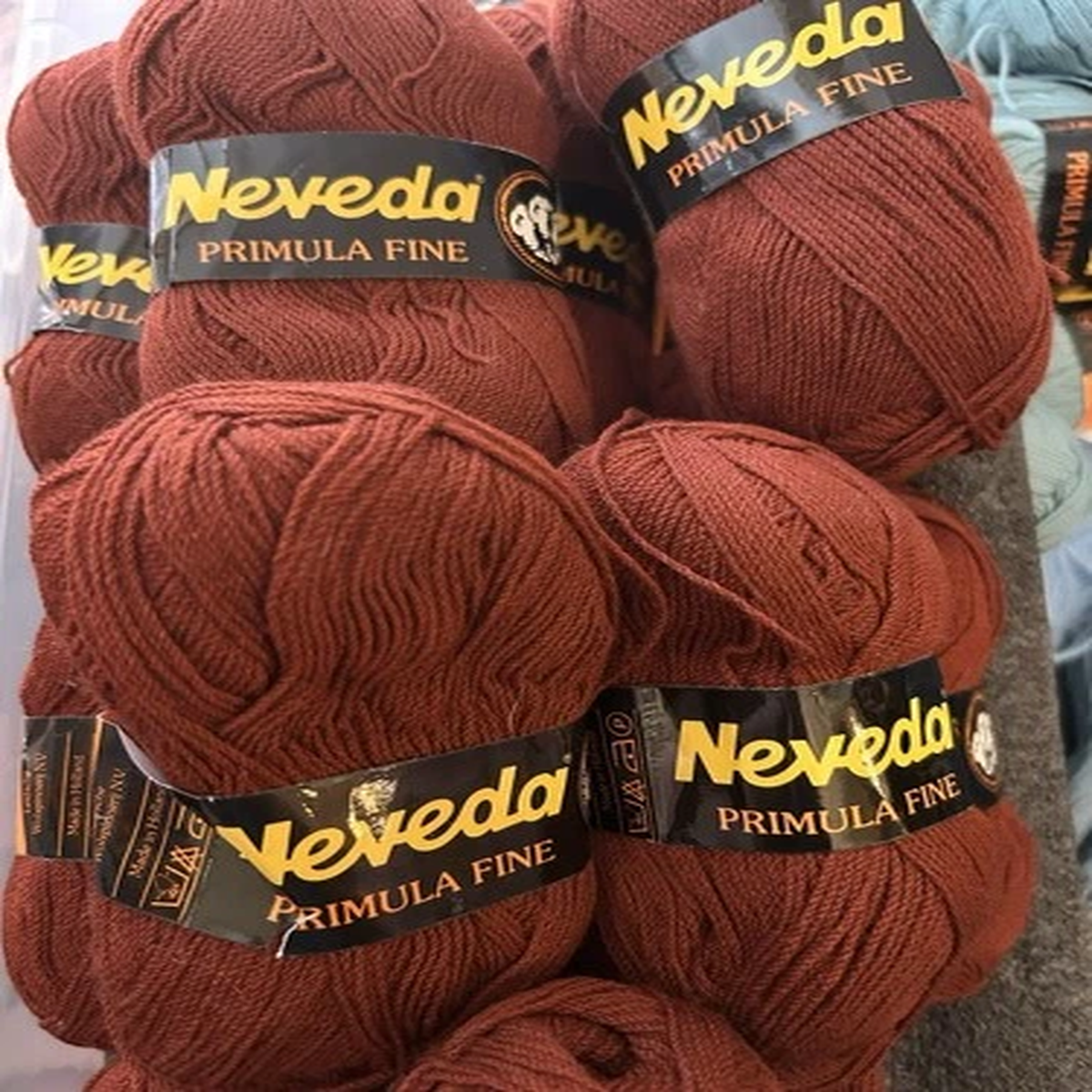 nevada-primula-fine-new-wool-rust-brown-20-skeins