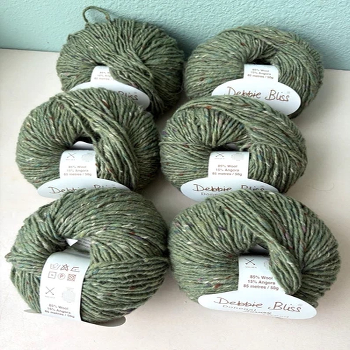 6-debbie-bliss-donegal-luxury-tweed-green-wool-angora-aran-weight