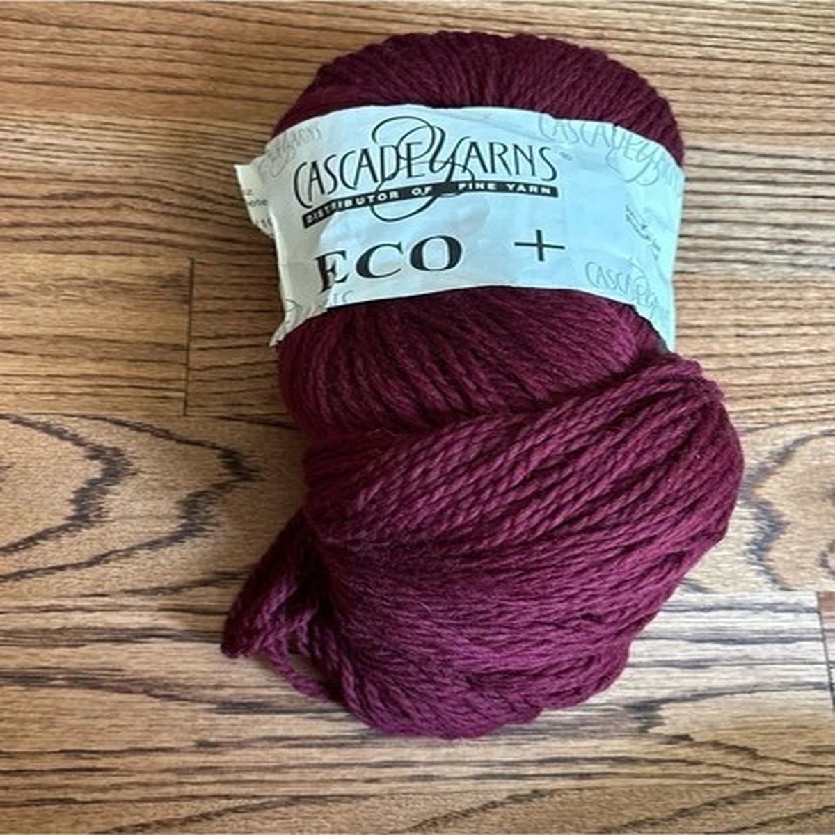 cascade-eco-yarn-100-peruvian-highland-wool-burgundy-red-bulky-250g-knitting