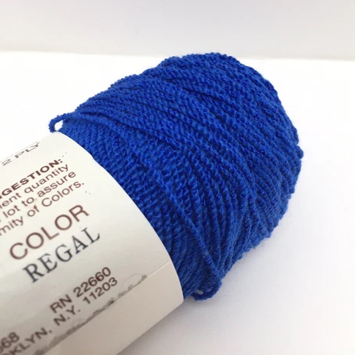 fashion-yarn-melrose-regal-color-skein-70-wool-30-rayon-60-grams