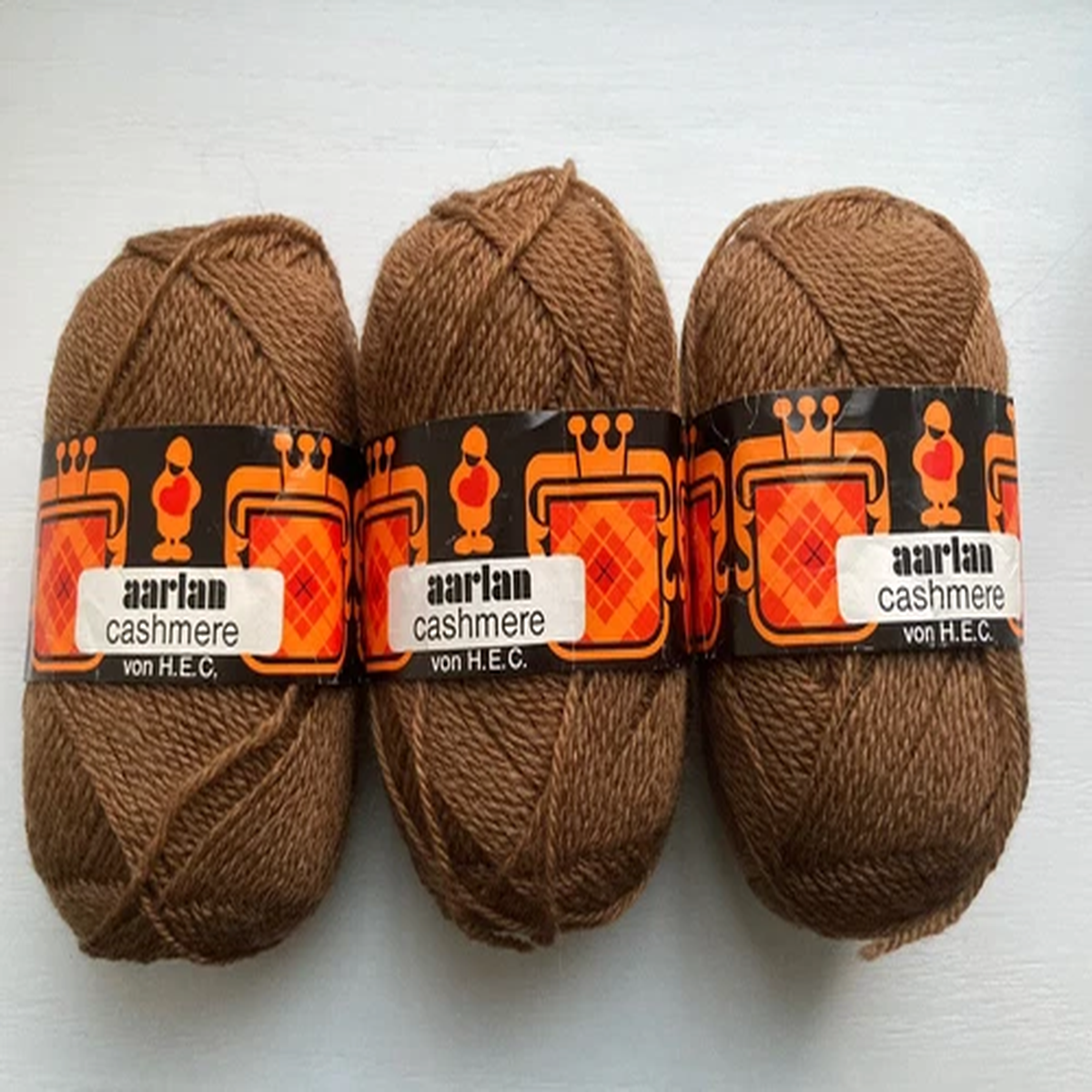 3-skeins-of-aarlan-cashmere