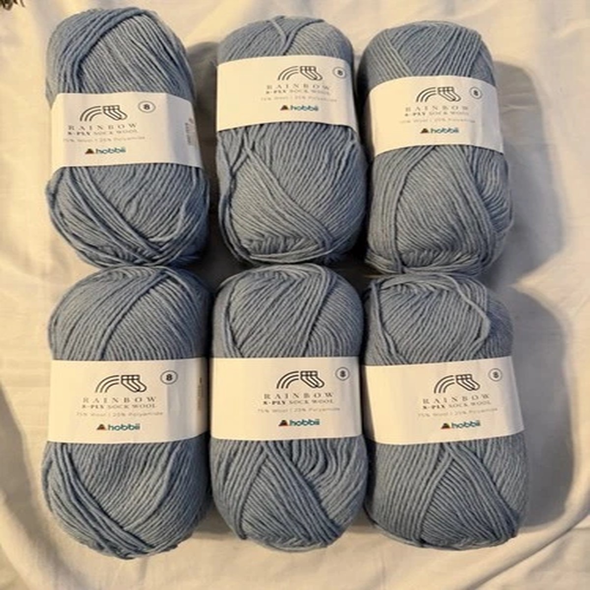 hobbii-rainbow-sock-yarn
