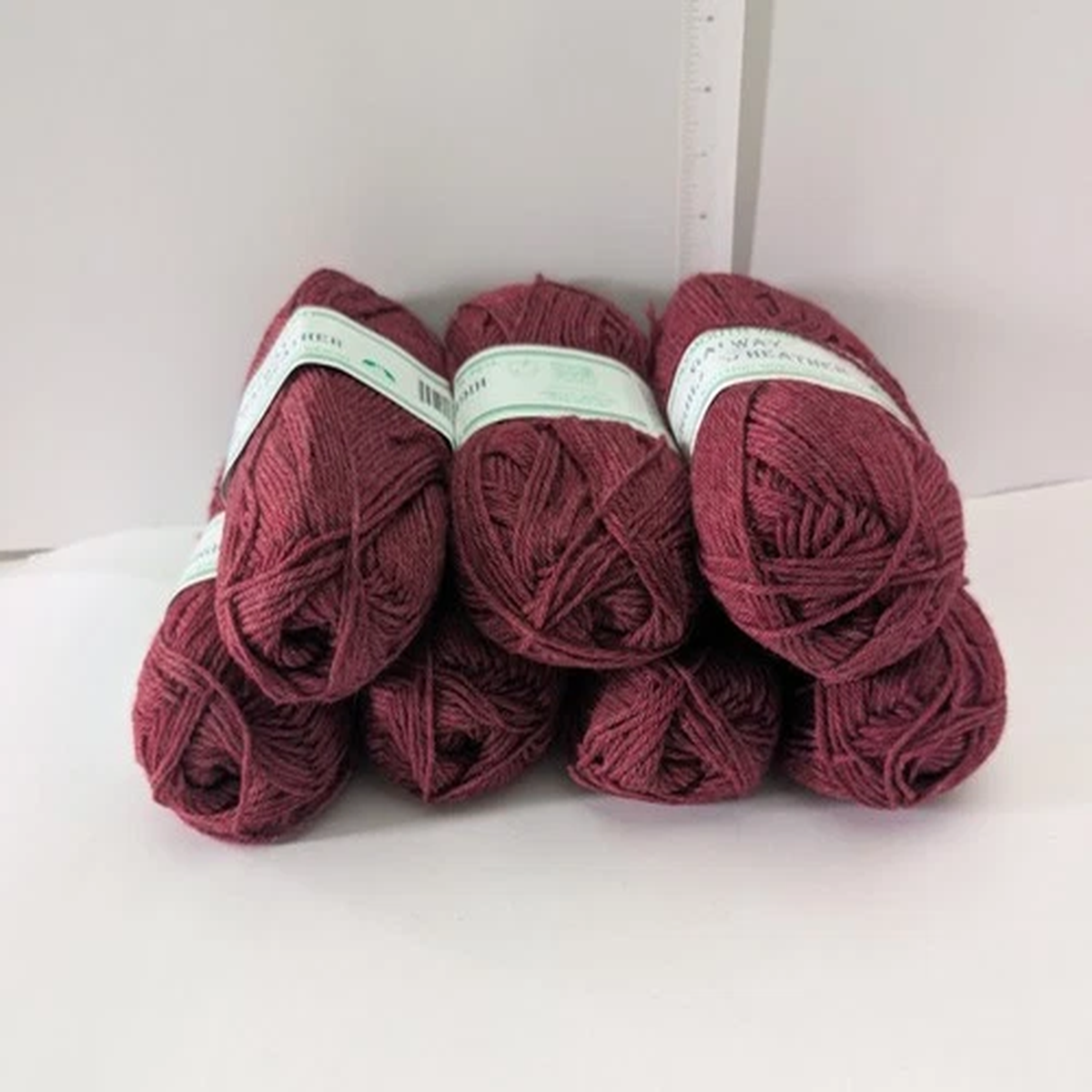 7-skeins-plymouth-galway-worsted-yarn-100-pure-wool-cream-color-710-burgundy