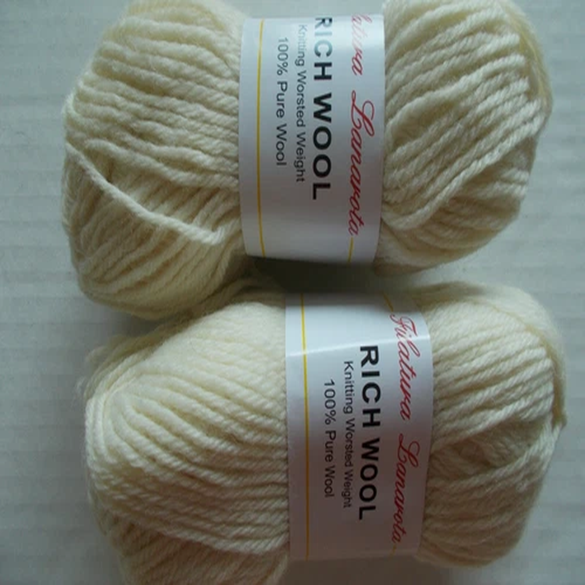 filatura-lanarota-rich-100-wool-yarn-natural-off-white-lot-of-2-104-yds-ea